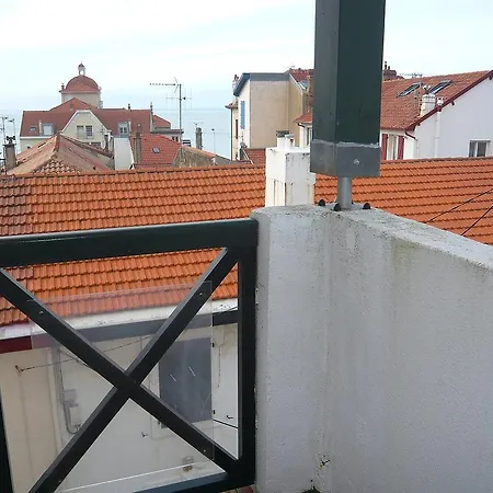 Irrintzina Biarritz