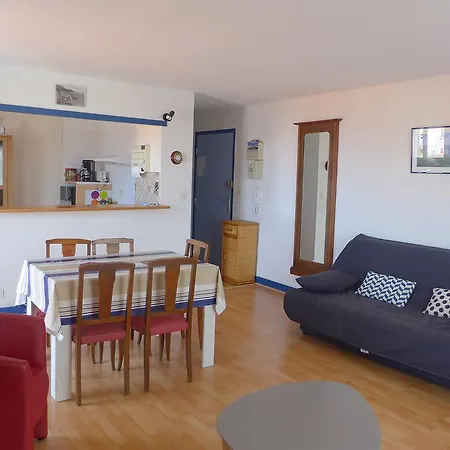 Apartman Irrintzina *